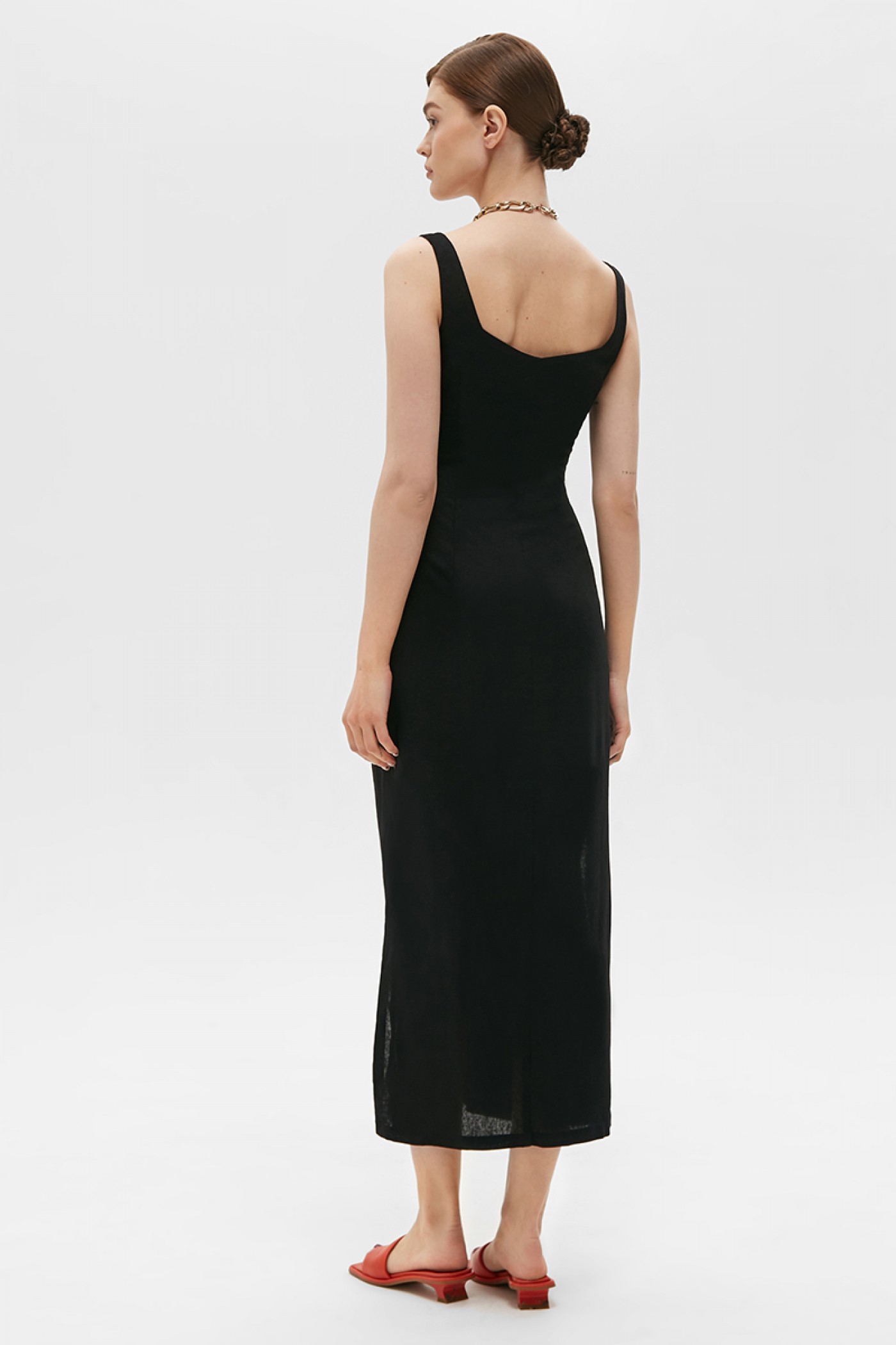 изображение Платье со сборкой черное 