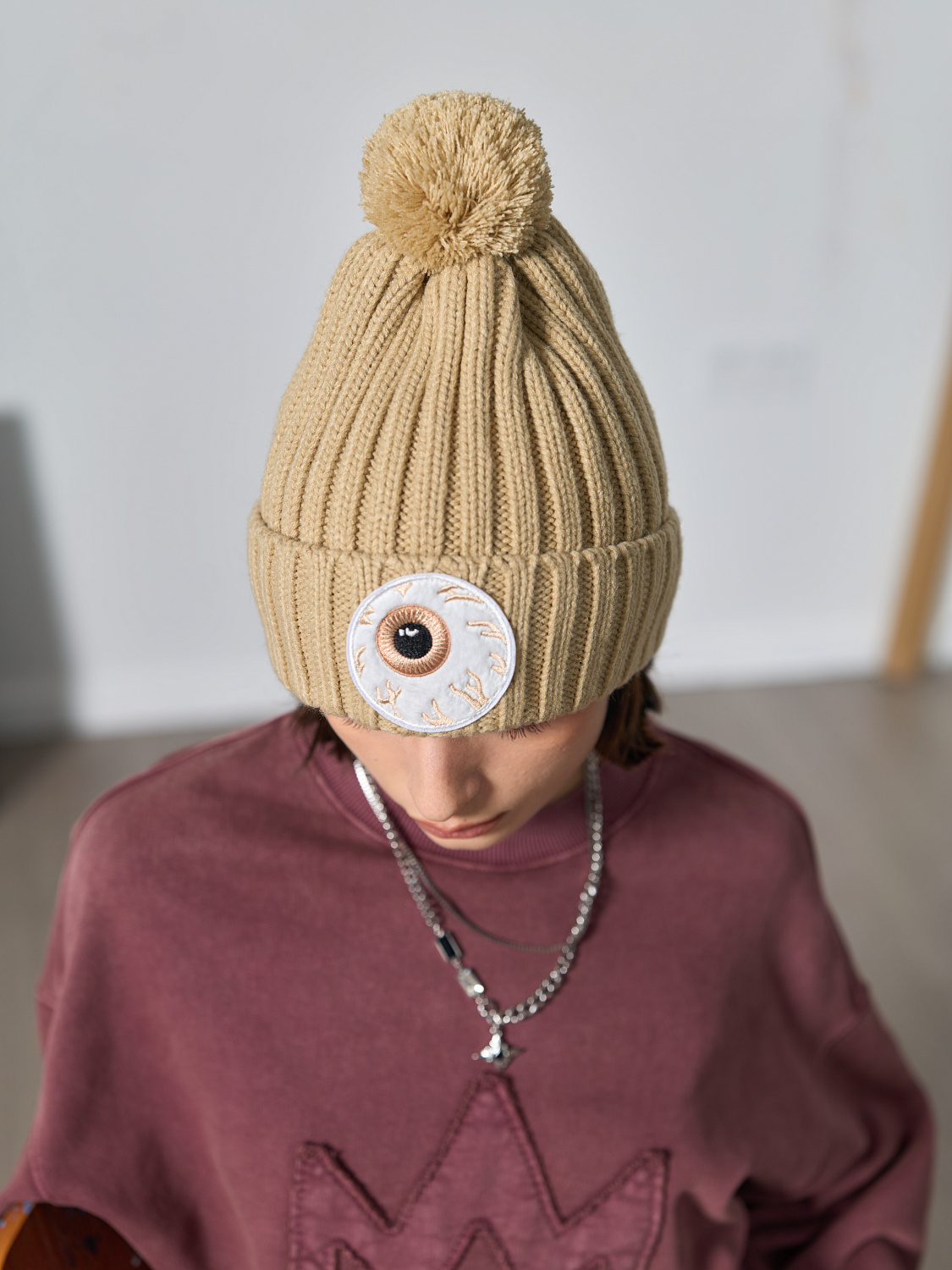 картинка Шапка APPLIQUE KNITTED HAT