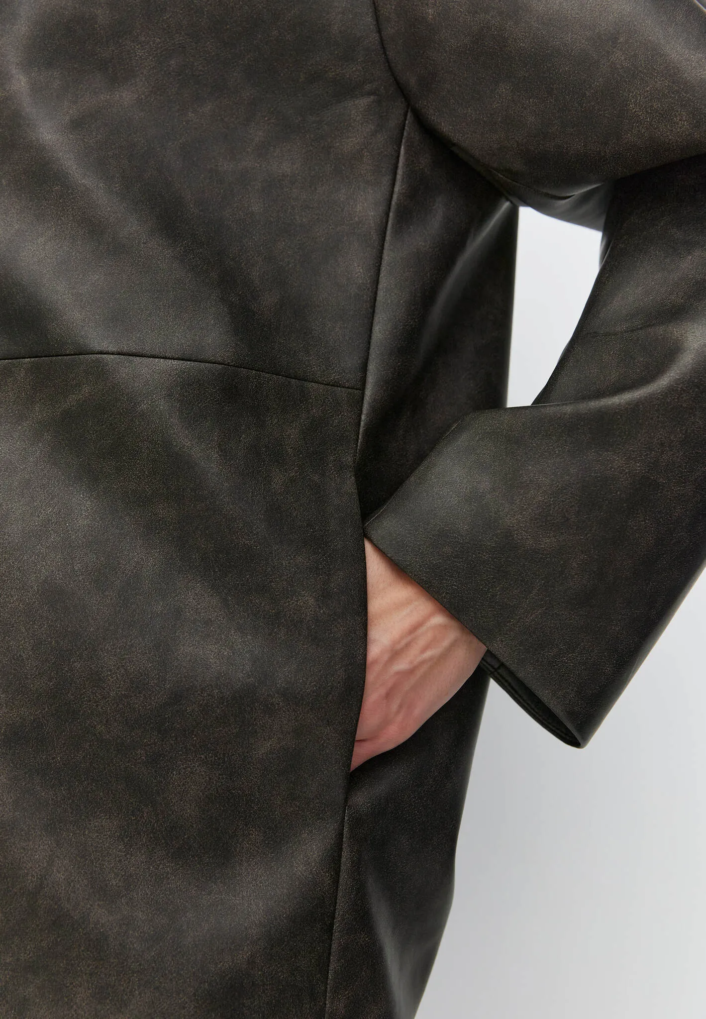 изображение Куртка из экокожи