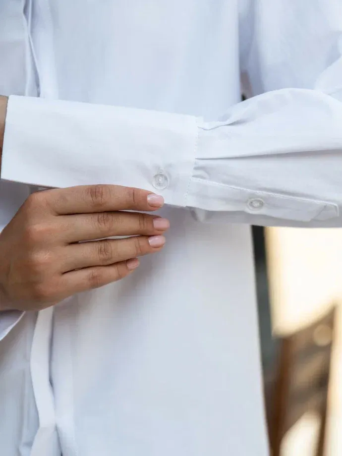 фото Рубашка с лентой-галстуком белая
