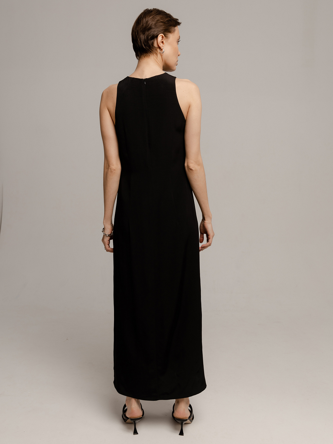 изображение Платье черное из итальянской ткани