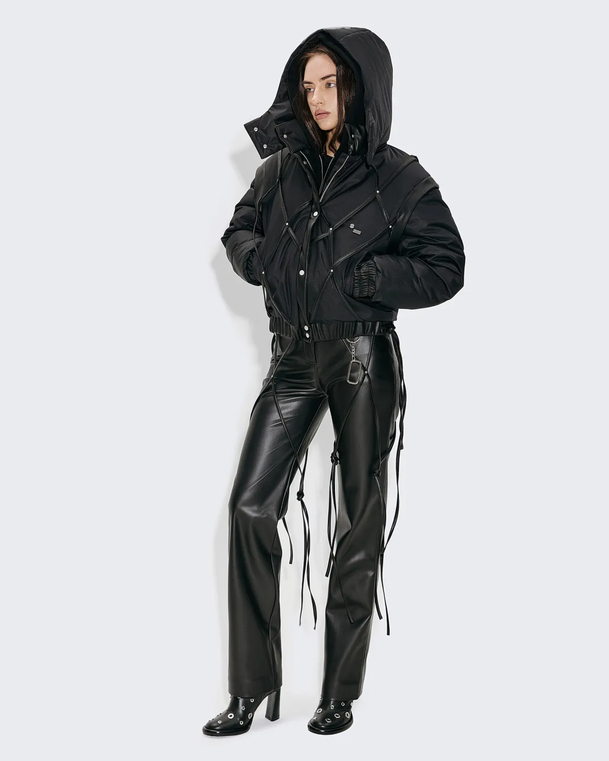 Leather v bomber store